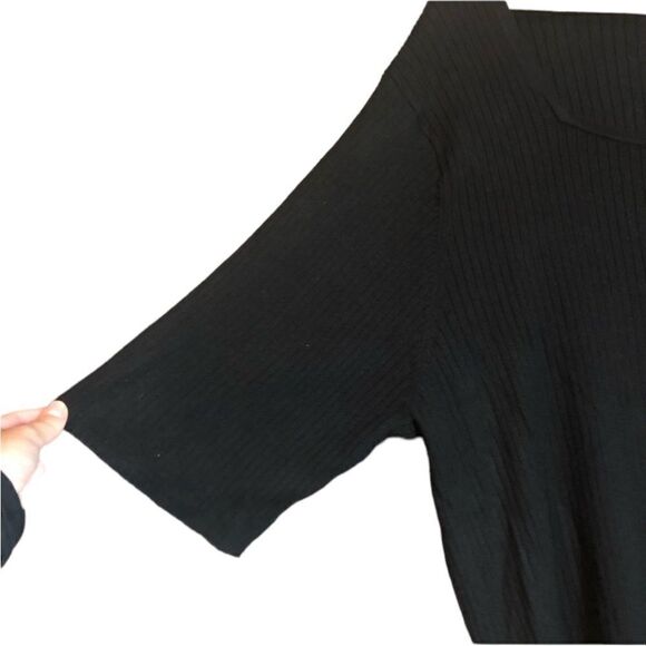 NWT! Evie silk blend black knitted top.‎ - Picture 8 of 11